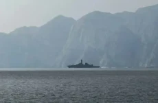 بريطانيا تجهز سفينة في مضيق هرمز لتعزيز إزالة الألغام