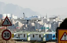 إيران تستأنف رحلاتها الدولية بعد فتح الأجواء