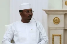 ديبي يحذّر من نقل حرب السودان إلى تشاد