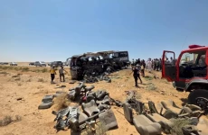 عشرات القتلى والجرحى بتصادم حافلتي ركاب على طريق دير الزور