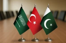 قمة سعودية تركية باكستانية في جدة لبحث اتفاق دفاع مشترك
