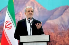 بزشكيان: إيران صامدة في مواجهة العقوبات الأمريكية ولن تستسلم