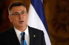 إسرائيل تهدّد بالرد على عقوبات بريطانيا