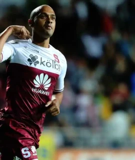 وفاة لاعب برازيلي سابق في حادث مأساوي