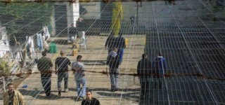 الاحتلال يصدر ويجدد أوامر اعتقال إداري بحق 41 فلسطينيًا