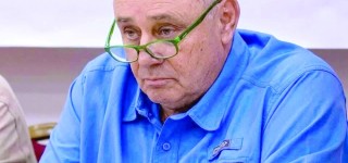 هيئة الأسرى تحمّل الاحتلال مسؤولية حياة الطبيب مازن الرنتيسي
