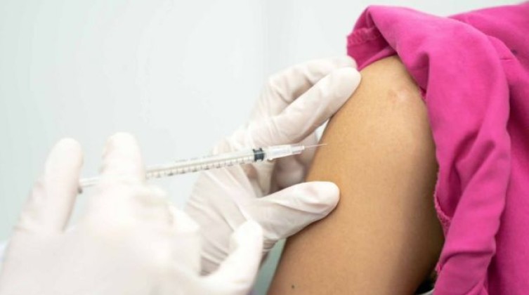 _115284127_accinearm