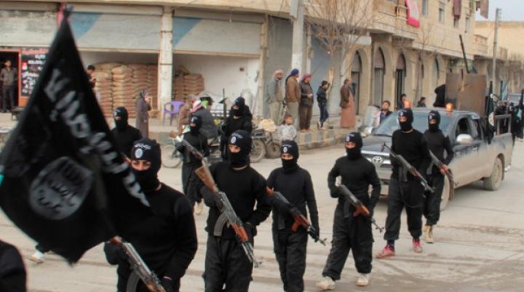 SyriaISISflagparadeRTX170U8