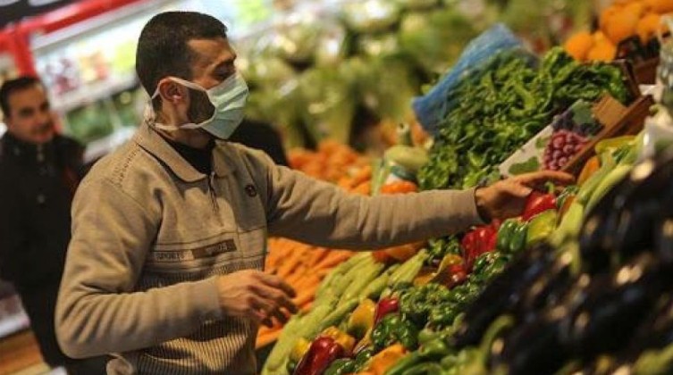 أسعار الخضروات والفواكه بغزة الأربعاء