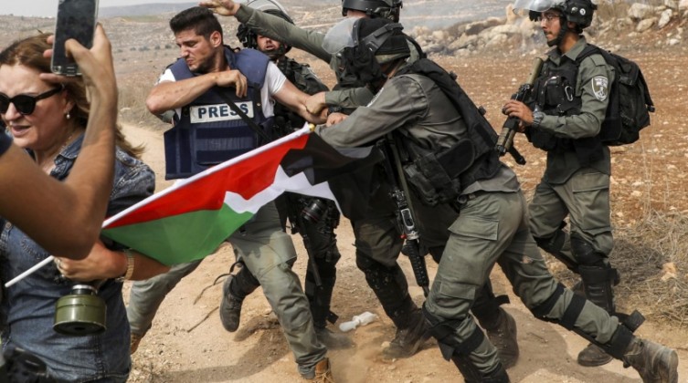 صحفيين