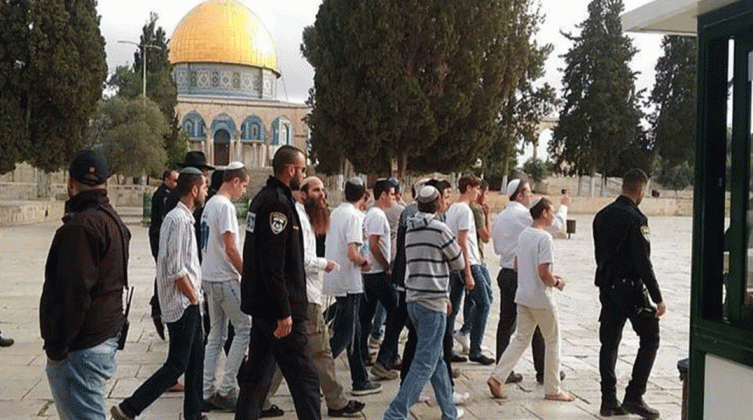 القدس المحتلة: 112 مستوطنًا اقتحموا المسجد الأقصى اليوم