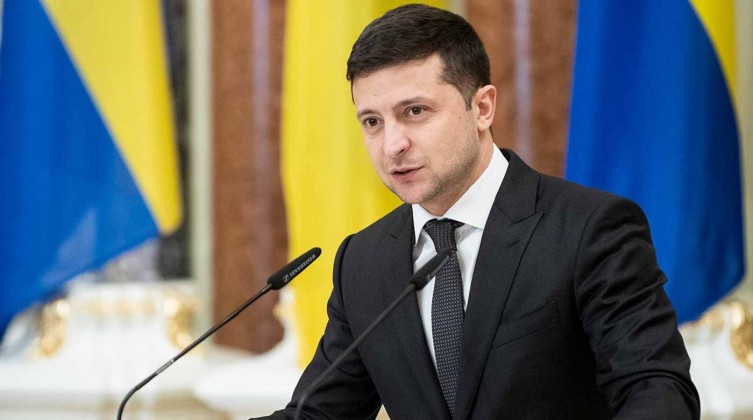 الرئيس الأوكراني يدعو إلى مفاوضات مباشرة مع روسيا