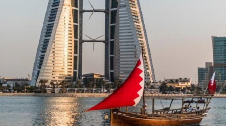 113-095207-bahrain-gulf-holidays_700x400