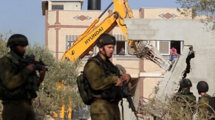 الإحتلال يقرر هدم منزل الأسير جردات بتهمة قتل مستوطن