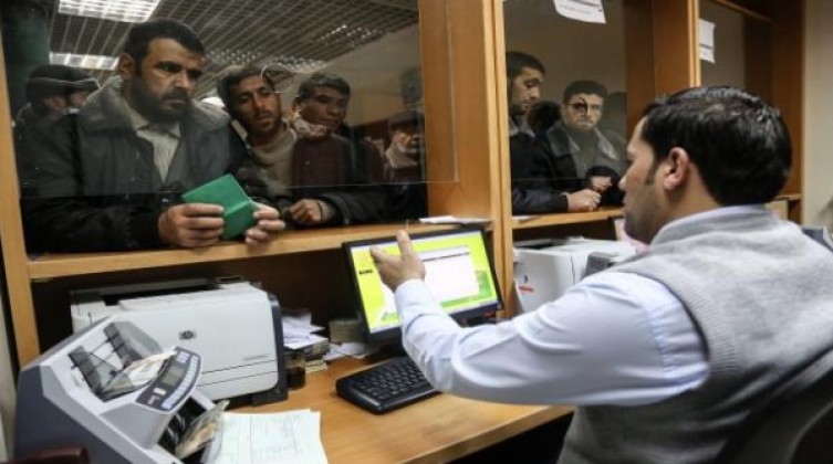 مالية غزة تعلن عن موعد صرف حقوق الغير –مدني وعسكري