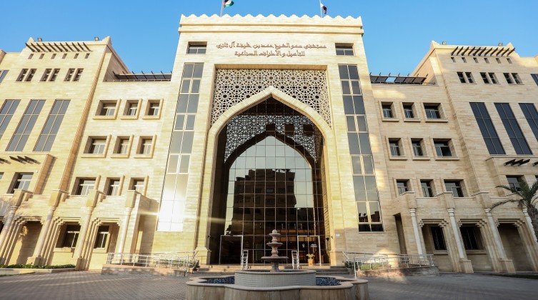 بالصور| مستشفى حمد يشغل عيادات نوعية جديدة "مجانا" لأول مرة في غزة