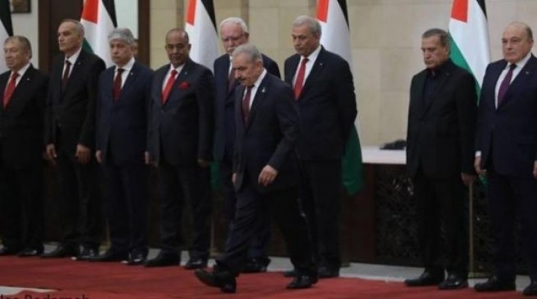 d-390-وكالة-شمس-نيوز-اخبار-فلسطين-صحيفة-تعديلات-وزارية-مرتقبة-في-حكومة-اشتيه-وعدد-من-المحافظين-والسفرا