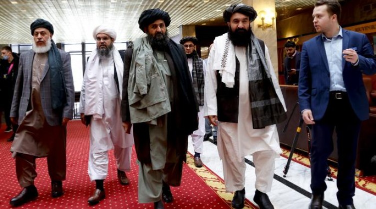 1630071677_quotطالبانquot-تعقد-أول-لقاء-مع-وفد-فرنسي-في-الدوحة