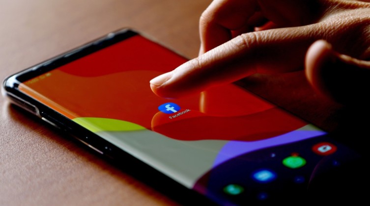 cffc3da3-13aa-417e-8be5-1835c94b1b82