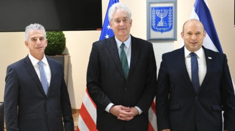 يلتقي-مدير-المخابرات-الأميركية-ويبحثان-الملف-الإيراني-وقضايا-أخرى-660x330-1