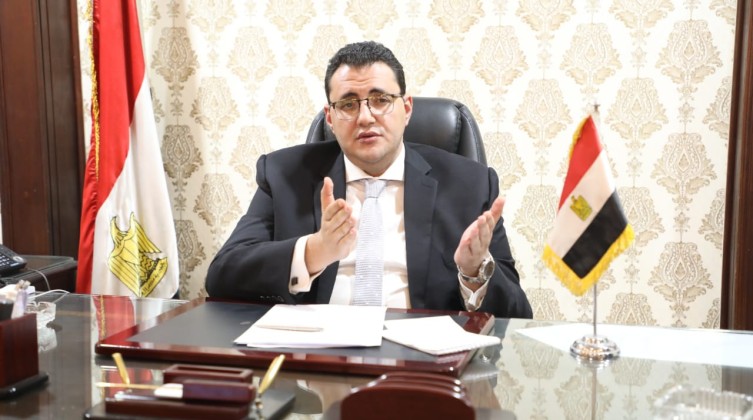 129664-الدكتور-خالد-مجاهد