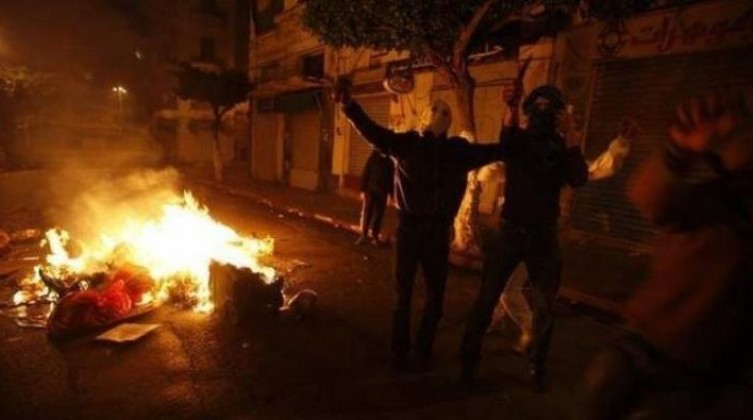 18a82ce3c1b3429a3816db151b5f051b