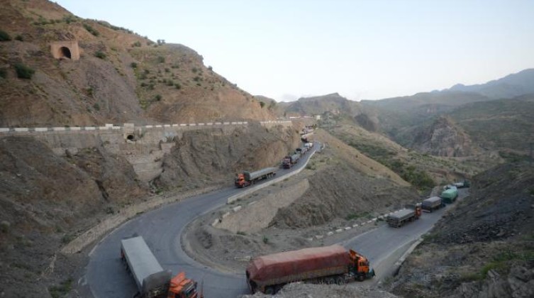 أول-قافلة-تجارية-من-أوزبكستان-إلى-أفغانس