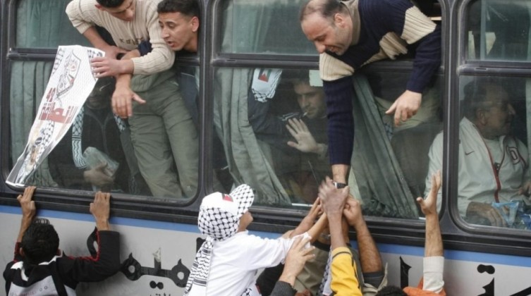 تبادل-الأسرى-1024x682-1599886434