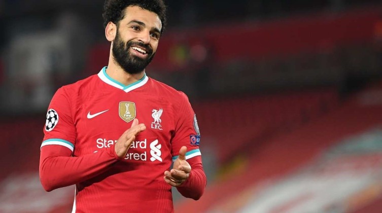 صحيفة تكشف كم تبلغ ثروة محمد صلاح