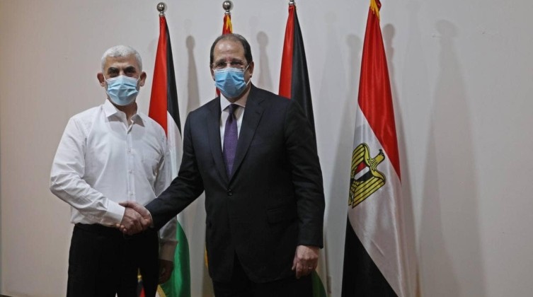 صحيفة: مصر رفضت زيارة وفد حماس للقاهرة مؤخراً وإلى دول عربية أخرى