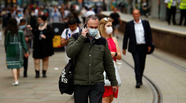 2020-08-10T173113Z_1839677645_RC25BI9FR39M_RTRMADP_3_HEALTH-CORONAVIRUS-BRITAIN