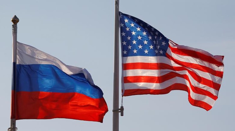 RussiaUSFlagsRTX353QY