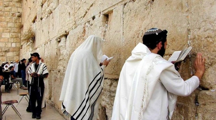 a0c52636b8ea9fb4dc9edbbb297599ba-1535103298-1633526149