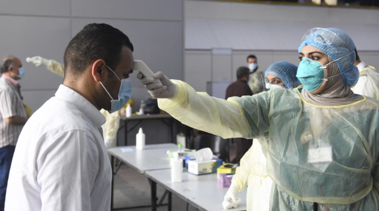 Kuwait invites expatriates coronavirus pandemic