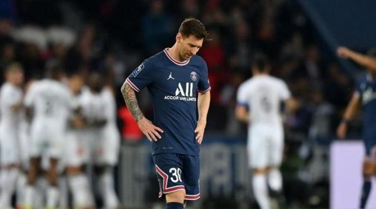 100-102520-messi-barcelona-psg-technical-secretary_700x400