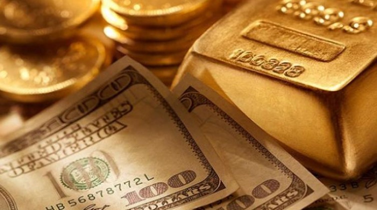 143-130746-gold-dollar-rises-falling-stocks_700x400
