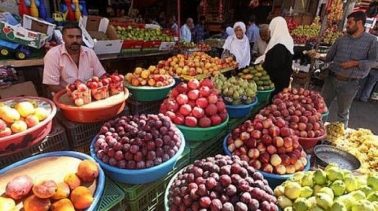 القائمة المحدثة لأسعار الخضروات والدجاج في أسواق غزة