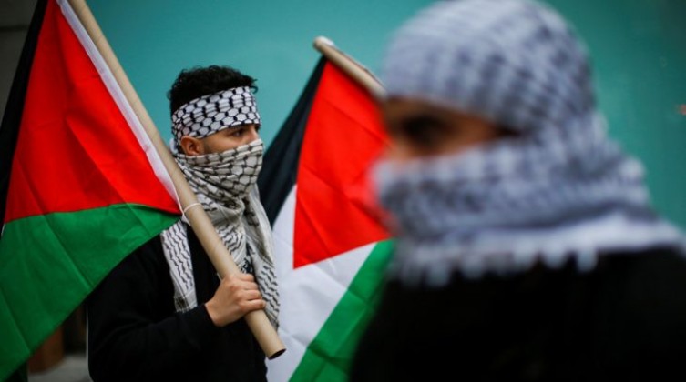 فلسطين996-730x438-1