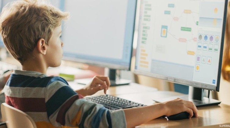 طرق-تعليم-البرمجة-للأطفال