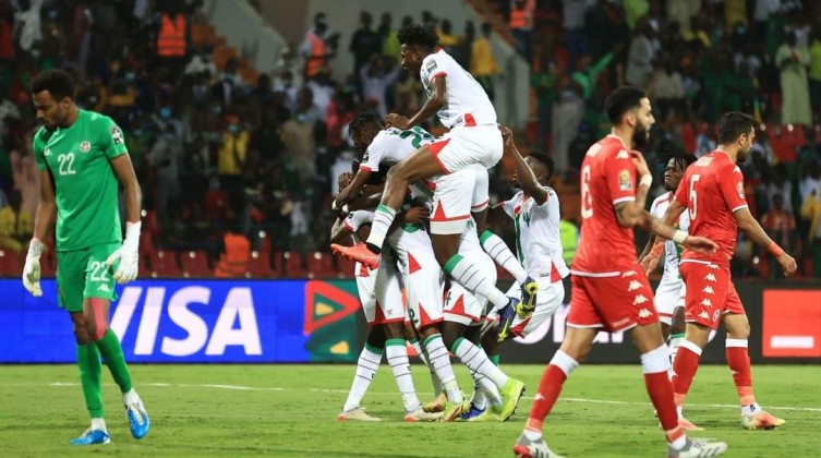 Football Club de Metz v AS Saint-Etienne - Ligue 1 Uber Eats