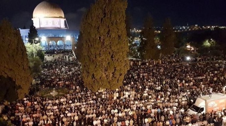 الفجر-بالاقصى-745x375