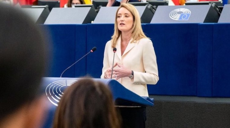 برلمان-أوروبا-يختار-روبرتا-ميتسولا-رئيسة-له
