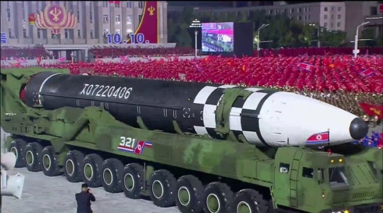 "أوستن" يؤكد استعداد واشنطن لمواجهة كوريا الشمالية