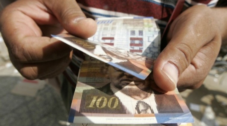 أسعار صرف العملات اليوم الثلاثاء في فلسطين