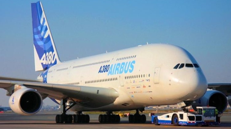 102-205256-last-a380-convoy-french-village-spells_700x400