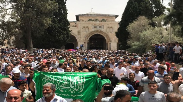 حماس تدعو لمواجهة خطط إسرائيلية لإنشاء قطار هوائي بالقدس