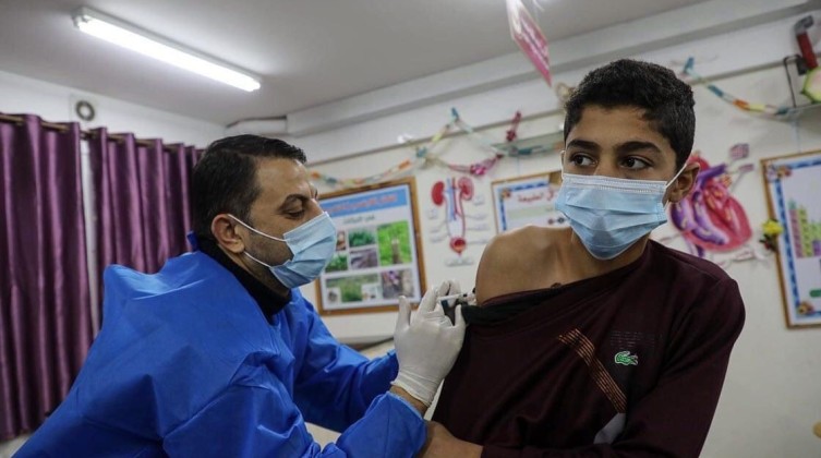 الصحة بغزة: حالة وفاة وتسجيل 328 إصابة جديدة بفيروس "كورونا"