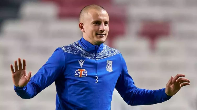 theyre-killing-people-and-its-all-putins-fault-sporting-gijons-ukrainian-defender-vasyl-kravets-says-he-wants-to-go-to-war-even-though-he-cant-even-load-a-gun