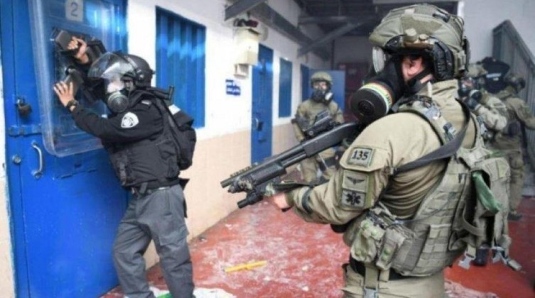 سجون الاحتلال