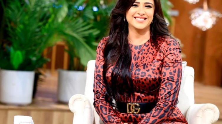 121787-ياسمين-عبد-العزيز-(2)